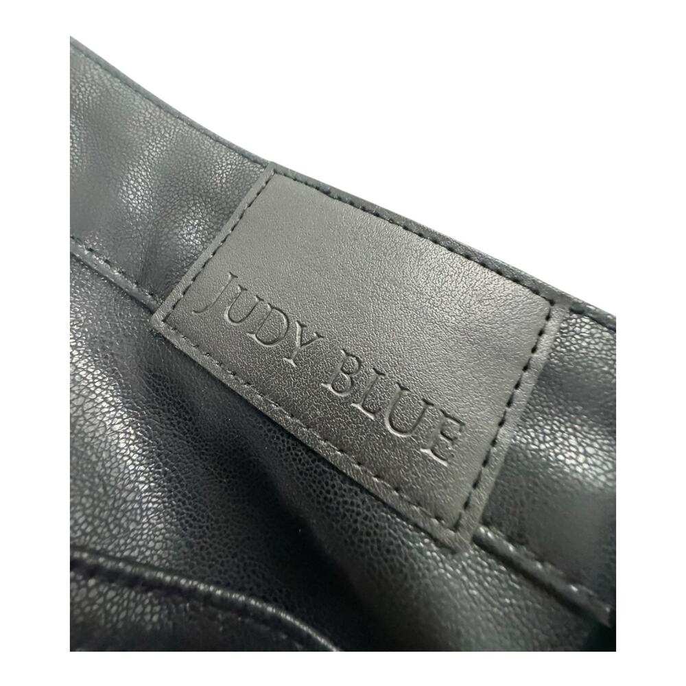 Judy Blue Black Faux Leather Bootcut Pants 14W 34X32 Mob Wife Monochrome - Picture 7 of 9